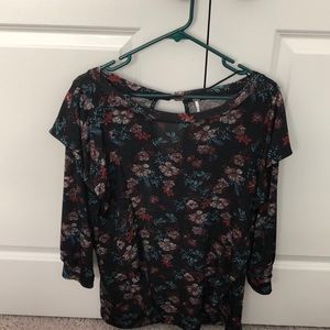 Adorable floral blouse